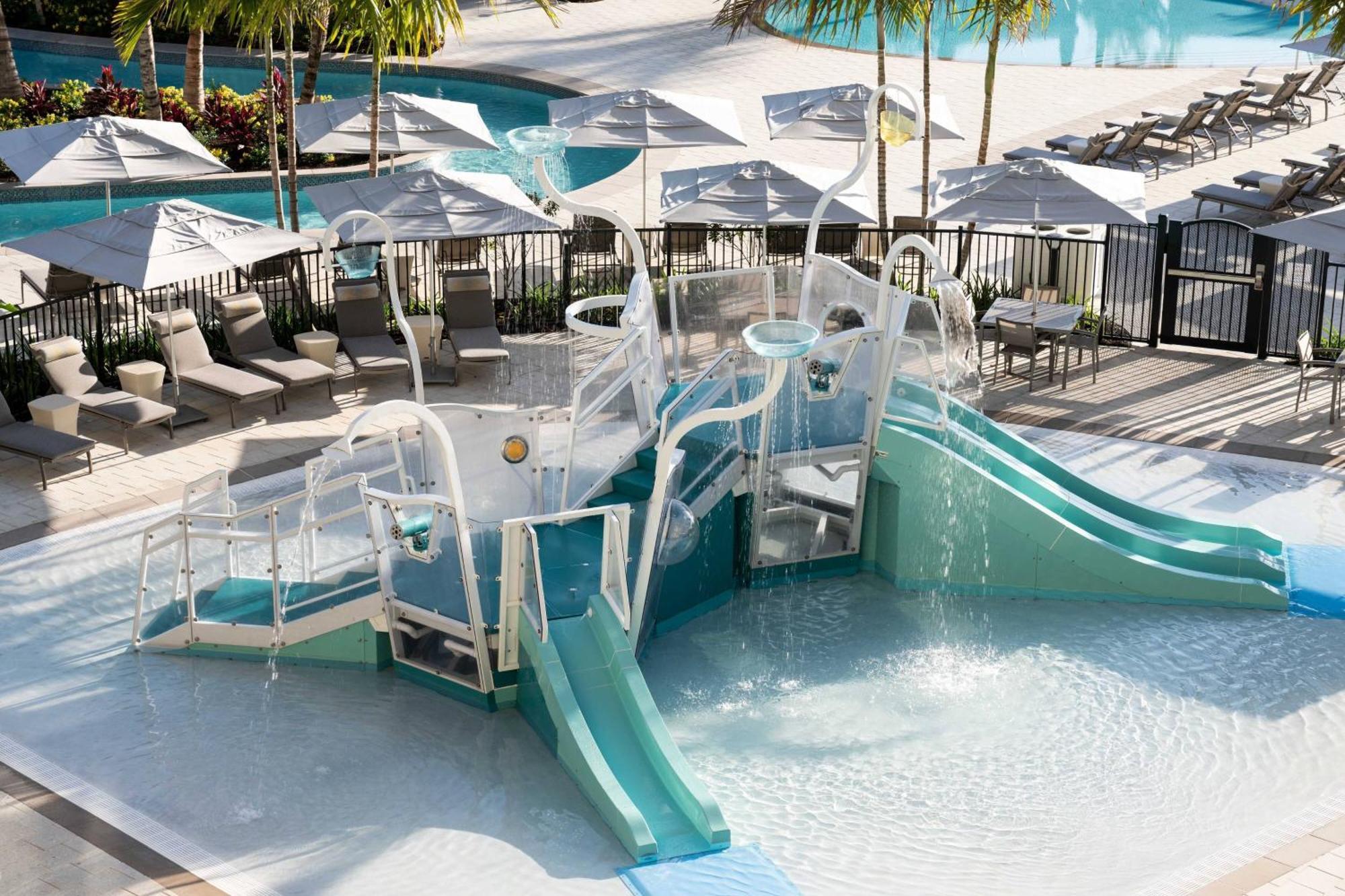Hotel The Ritz-Carlton Naples, Tiburon Esterno foto